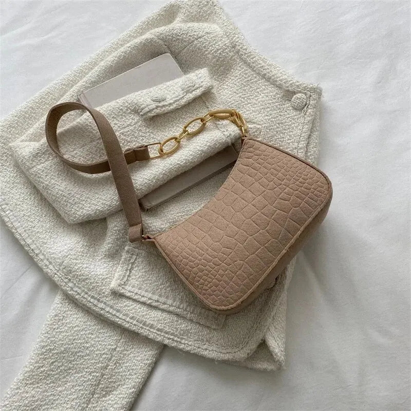 Chic Chain Shoulder Bag