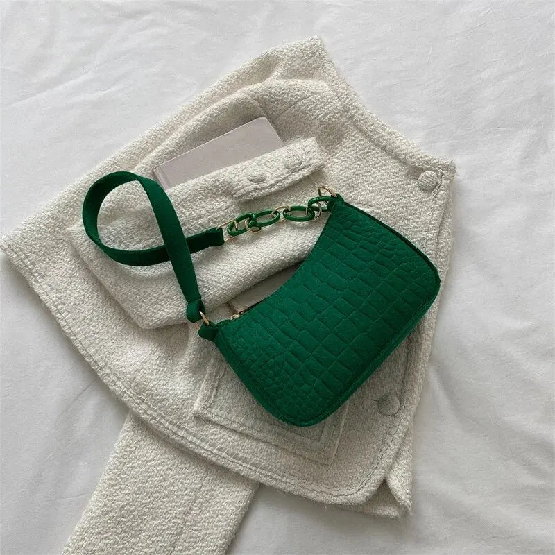 Chic Chain Shoulder Bag