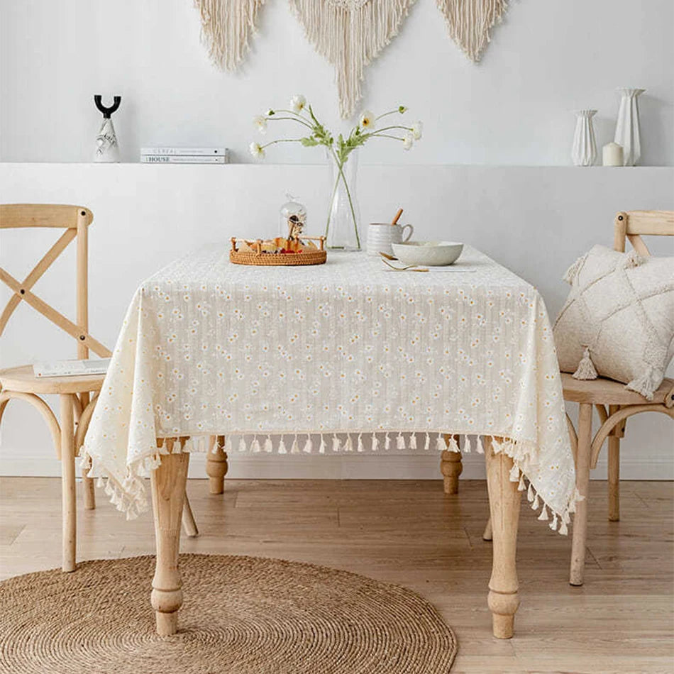 Daisy Pattern Tablecloth