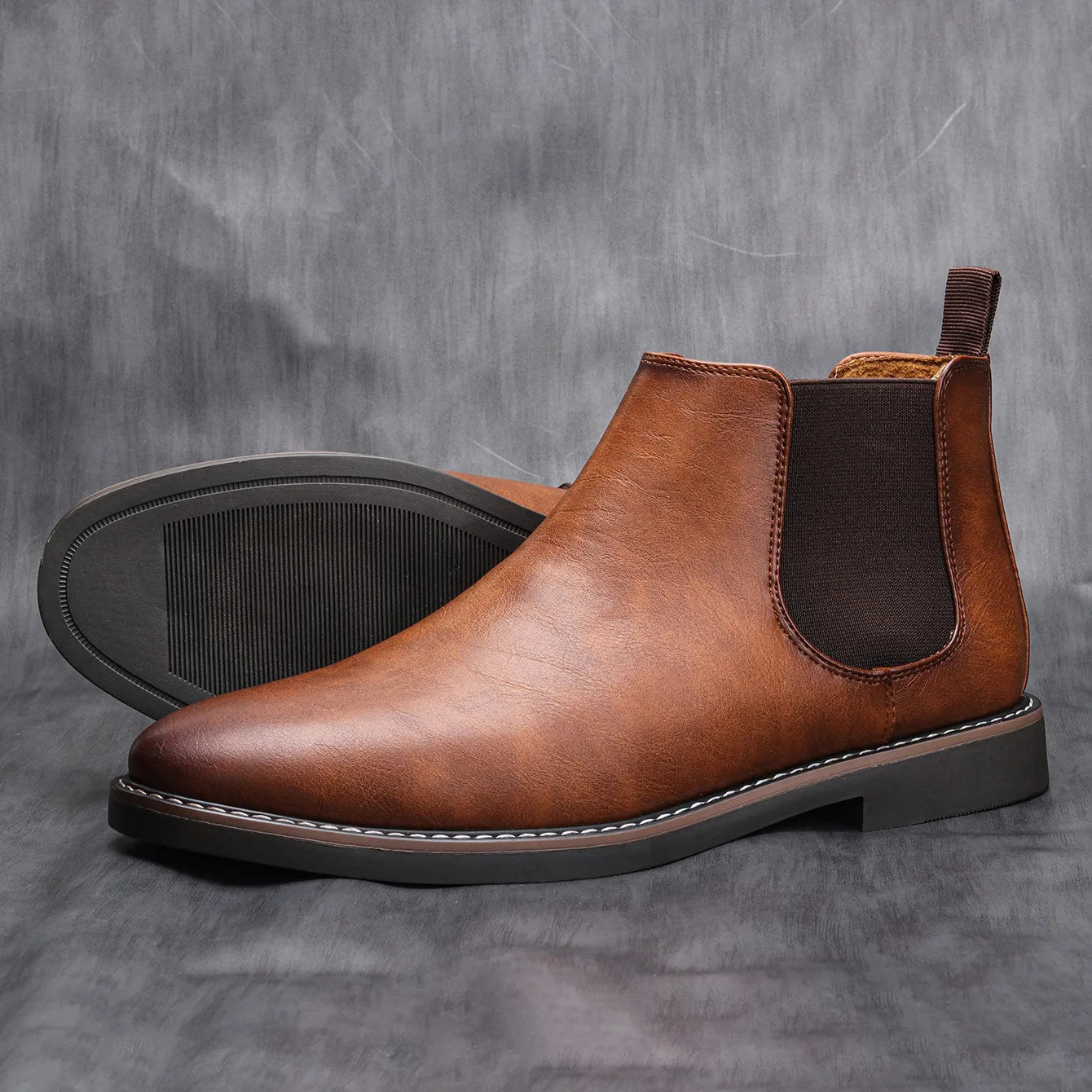 Men’s Classic Leather Chelsea Boots